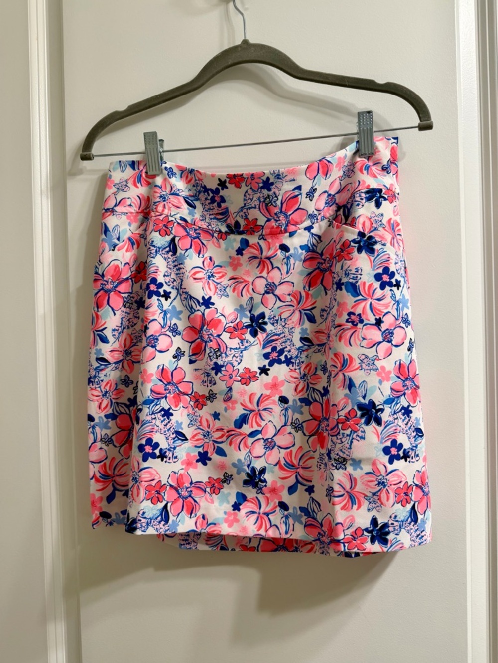 Lilly Pulitzer Pink and Blue Floral Mini Skort sz 6